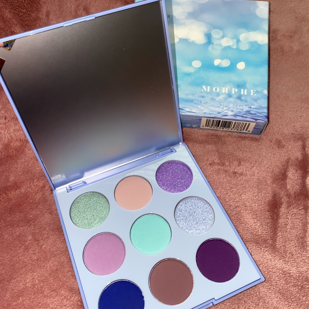 Morphe Eyeshadow Palette - Purple and Green Shades